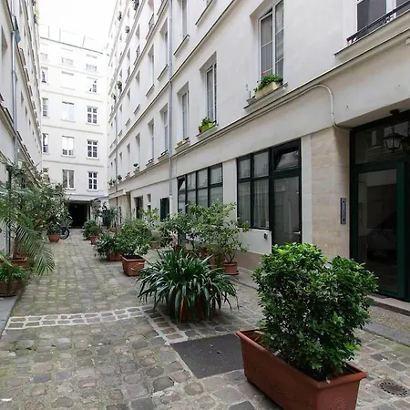 Faubourg Montmartre - Kp - Joli Parisien Pour 2 Personnes 9eme * Parigi